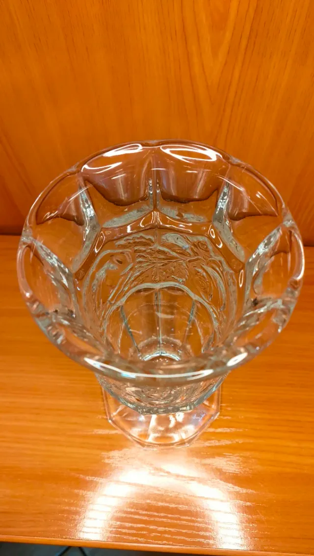 Vaso per Fiori in Cristallo Intagliato e Lavorato 640513971