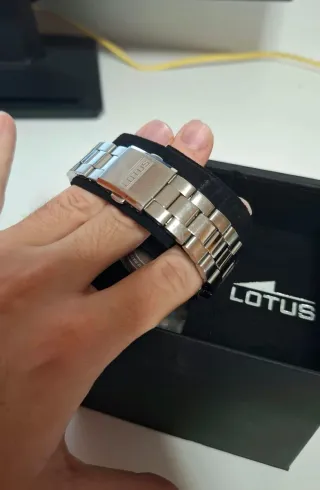 Reloj Lotus Cronógrafo Verde y Plateado