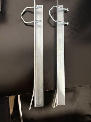 Garras de TV empotrar 35cm (2 unidades)