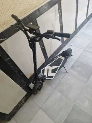 Patín Eléctrico SmartGyro Raptor 2 meses de uso