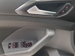 Volkswagen T-Cross 2021 - 8731LRP