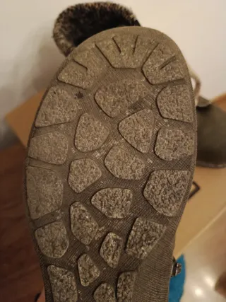 Botas de invierno verdes y beige