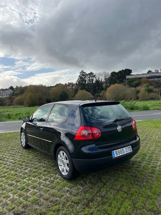 Volkswagen Golf 5 1.9 tdi 2005