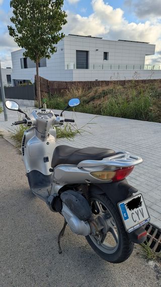 Honda SH 125cc Scooter Plata