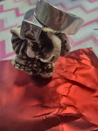 Anillo de acero plateado