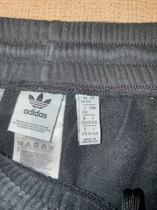 Pantalón chándal Adidas negro