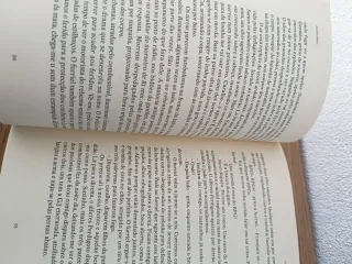 Livro Olhos de caçador - António Brito