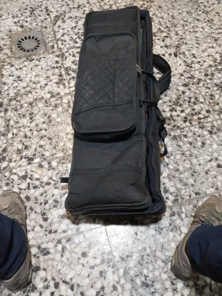 Fodero per canne da pesca 2 canne 2 mulinelli 2 picchetti