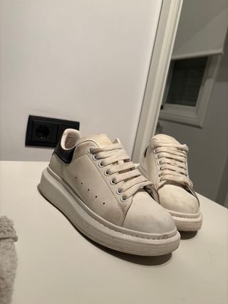 Alexander McQueen Blancas