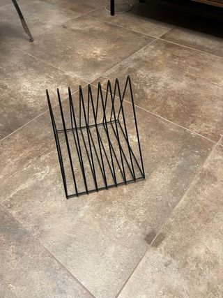 Porta riviste in ferro nero