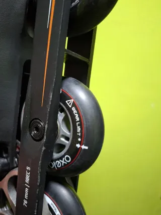 Patines Oxelo Diabolo Talla 44 Casco, protecciones