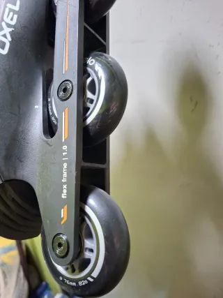 Patines Oxelo Diabolo Talla 44 Casco, protecciones