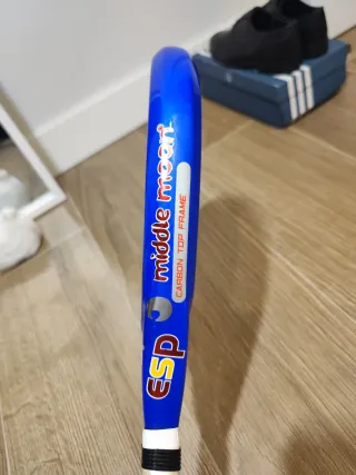 Pala pádel Middle Moon Ibérica