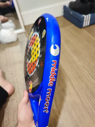 Pala pádel Middle Moon Ibérica