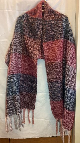 Bufandas de mujeres.