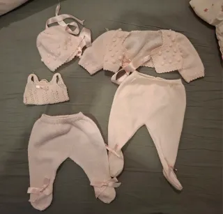 Muñeca Reborn Guca + Ropa y accesorios