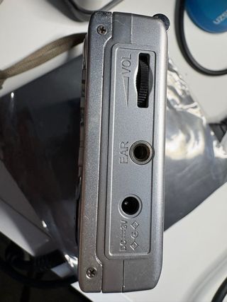 Radio BRIGMTON BT-352 FM/MW/SW