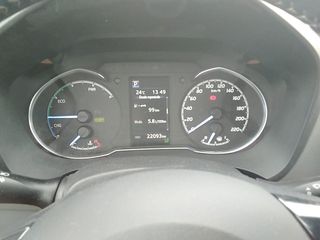 Toyota Yaris   1.5 100H Active