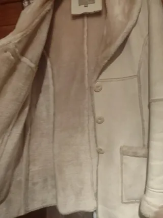 Chaqueta beige mujer