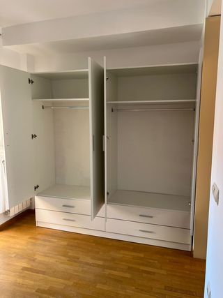 Armario 4 puertas y 4 cajones