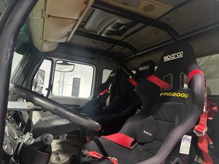 Mercedes-Benz Ak 1988