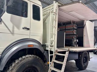 Mercedes-Benz Ak 1988