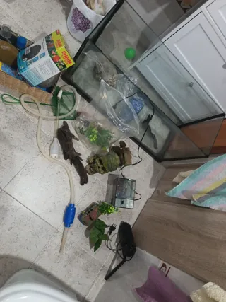 Acuario 100L Negro y Transparente