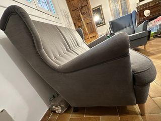 Sofá 3 plazas orejero gris Ikea