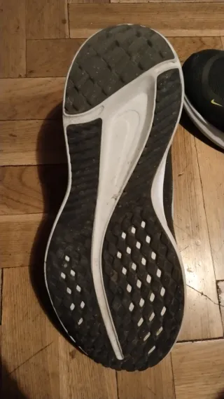 Zapatillas Nike Quest 5 Verde/Blanco