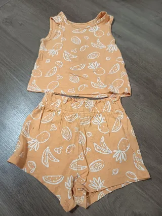 Conjunto bebé niña estampado frutas