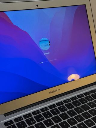 MacBook Air 2017 128GB i5 8GB Plata
