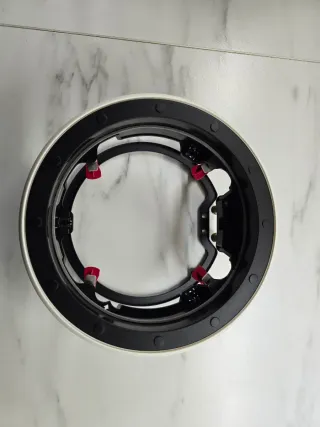 B&W Soporte y Rejilla Altavoz CCM663RD