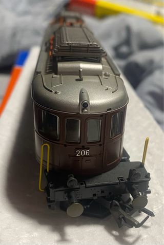 Locomotora Roco 43710 BLS Ae 6/8 206 H0