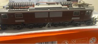 Locomotora Roco 43710 BLS Ae 6/8 206 H0