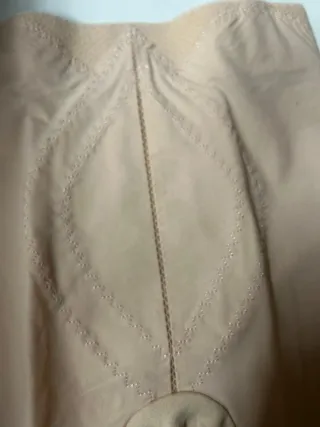 Faja moldeadora pierna Talla M Beige