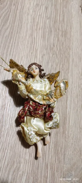Figuras de ángeles para Belén navideño