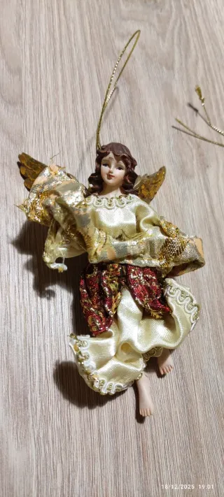 Figuras de ángeles para Belén navideño