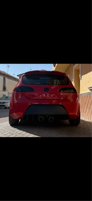 Difusor y escape doble salida central