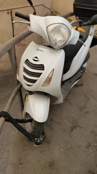 Honda PS 125 - Se vende por no usar