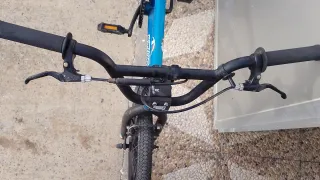 Bicicleta BMX blu Btwin X-Up