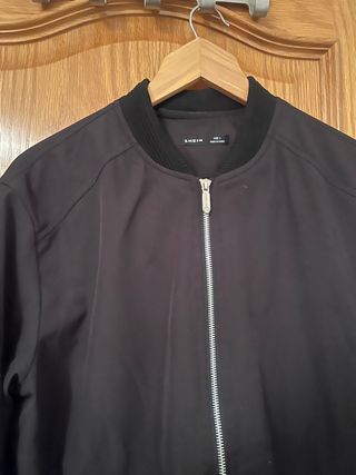 Chaqueta bomber negra Shein talla L