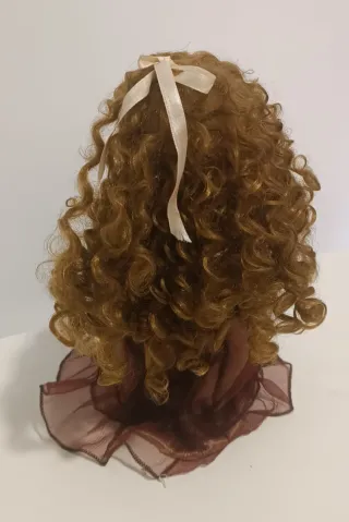 Muñeca de colección vintage, no tiene zapatos