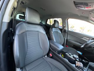 KIA Sportage 1.6 T-GDi MHEV 180 CV Tech 4x4 2023