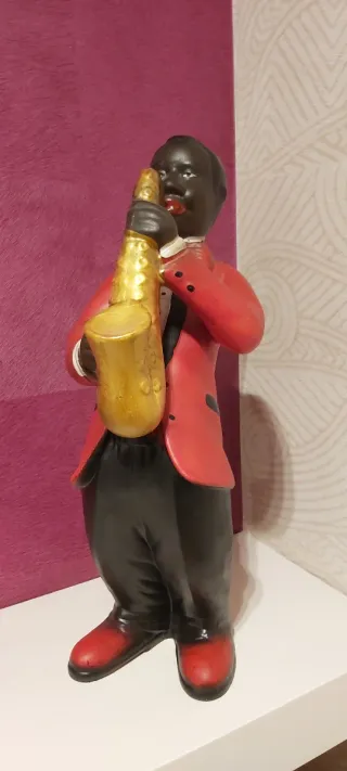 2 Figuras Músicos Guitarra