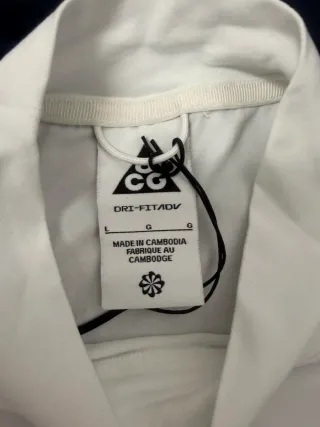 Camiseta Nike ACG Manga Larga Talla L