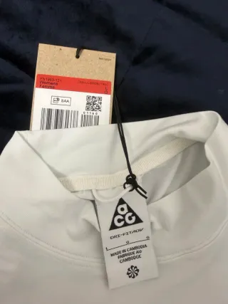 Camiseta Nike ACG Manga Larga Talla L