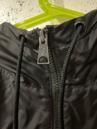 Chaqueta Jordan Negra Roja Blanca cortavientos