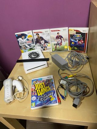 Consola Wii + 5 Juegos
