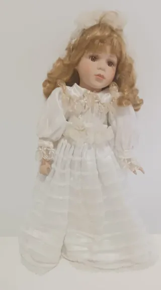 Muñeca de porcelana de colección, no tiene soporte