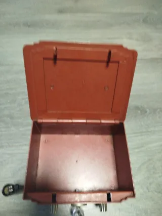 Caja de caudales vintage metálica